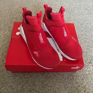 KYLIE Fierce Core Pumas