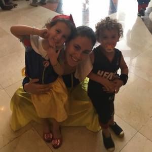 Meet your Posher, Karin