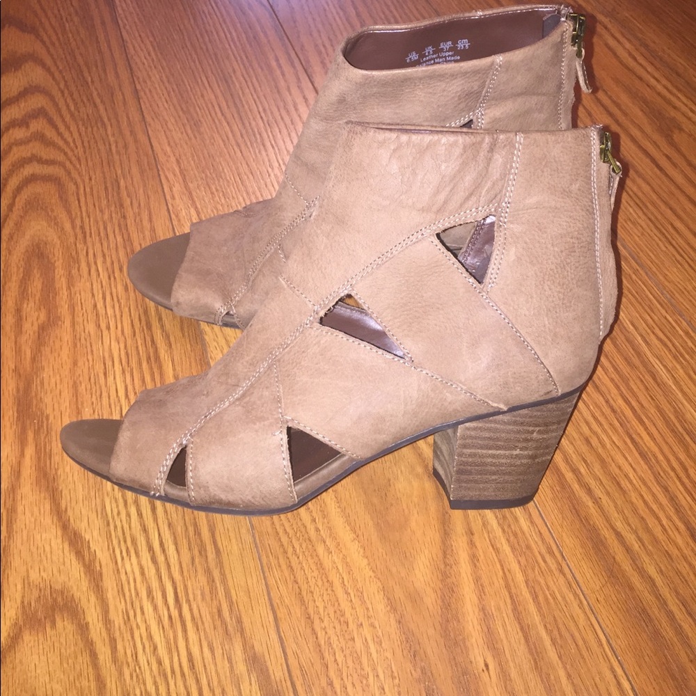 Franco Sarto Leather Sandals - Picture 3 of 3