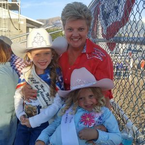 Meet your Posher, Suzanne