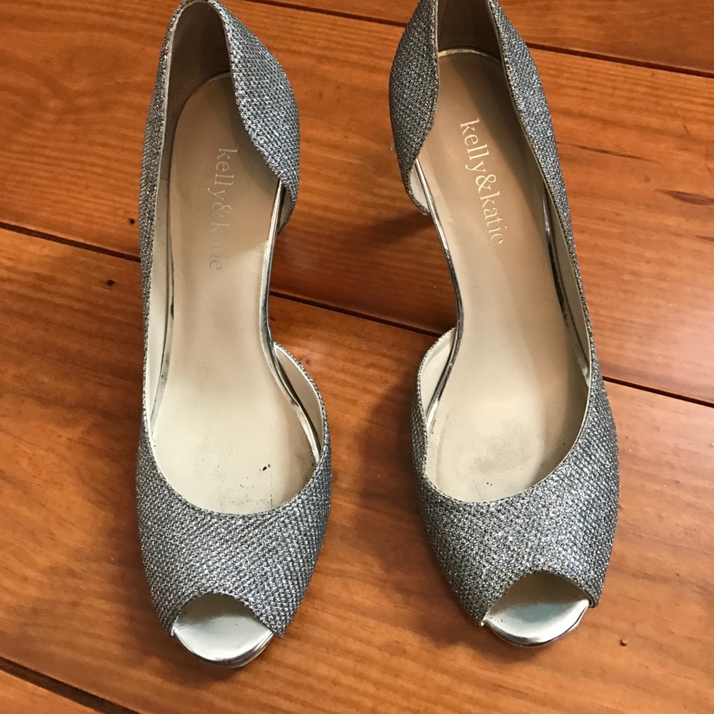 Kelly & Katie women's high heels size 6.5 👠 - Picture 4 of 5