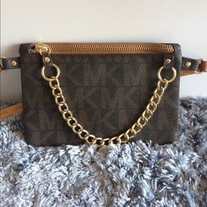 Michael Kors hip purse