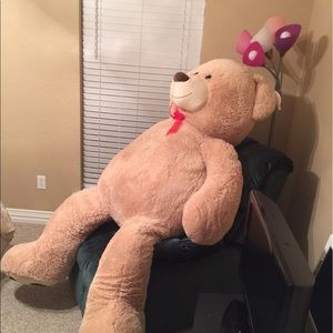 Meet your Posher, Dee