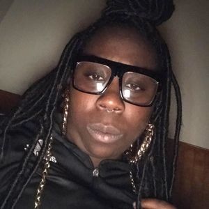 Meet your Posher, Yahna