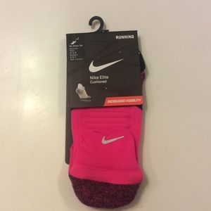 Nike elite cushioned socks