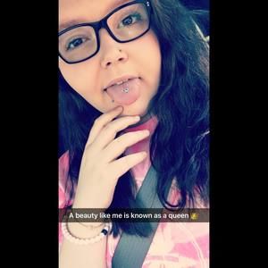 Meet your Posher, Dana