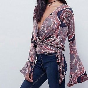 FREE PEOPLE Fiona Floral Bell Sleeve Top