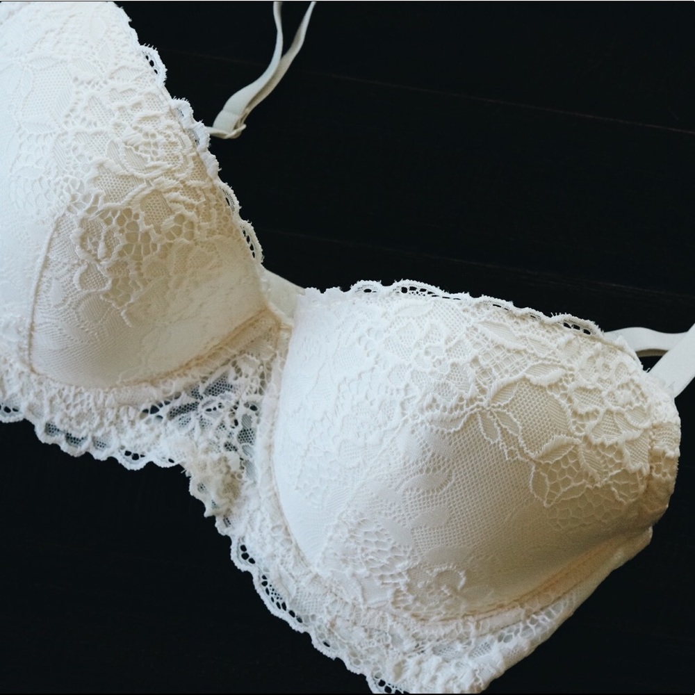 38C Creamy White Lace Bra