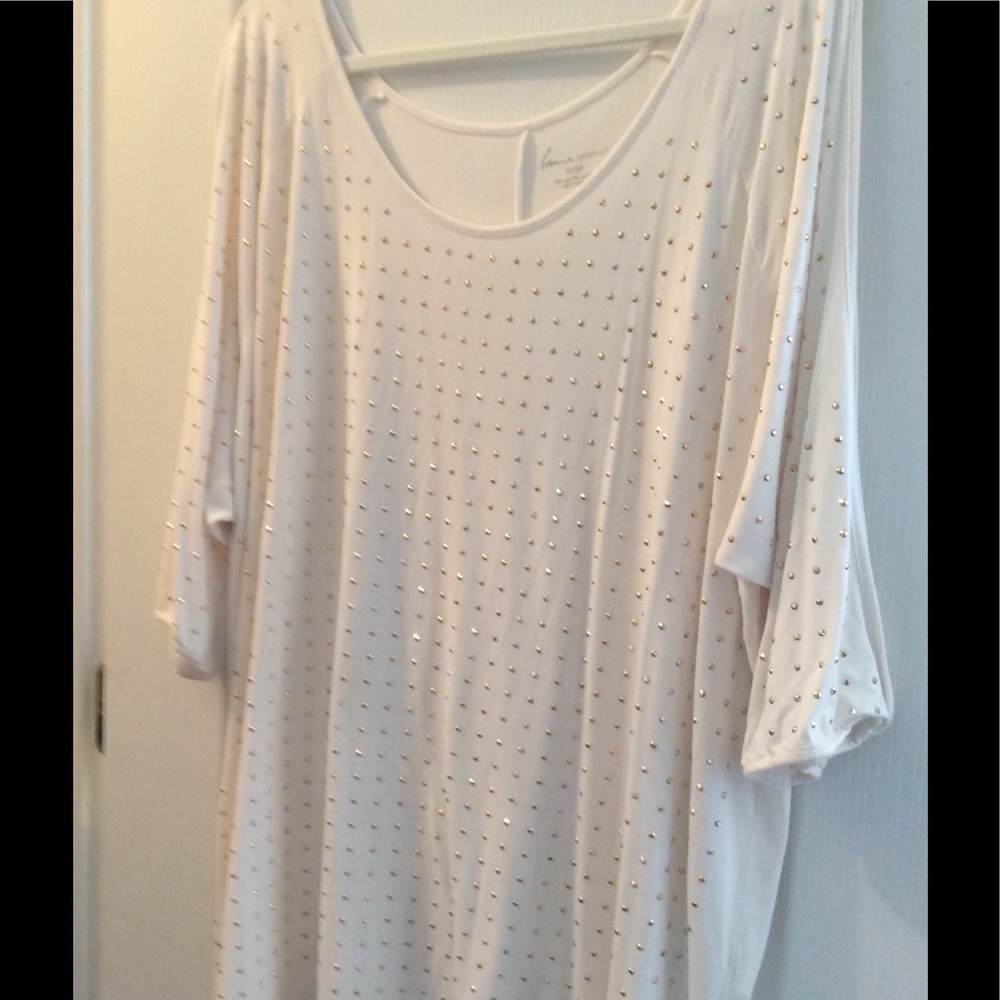 Soft, comfy  cotton knit top!