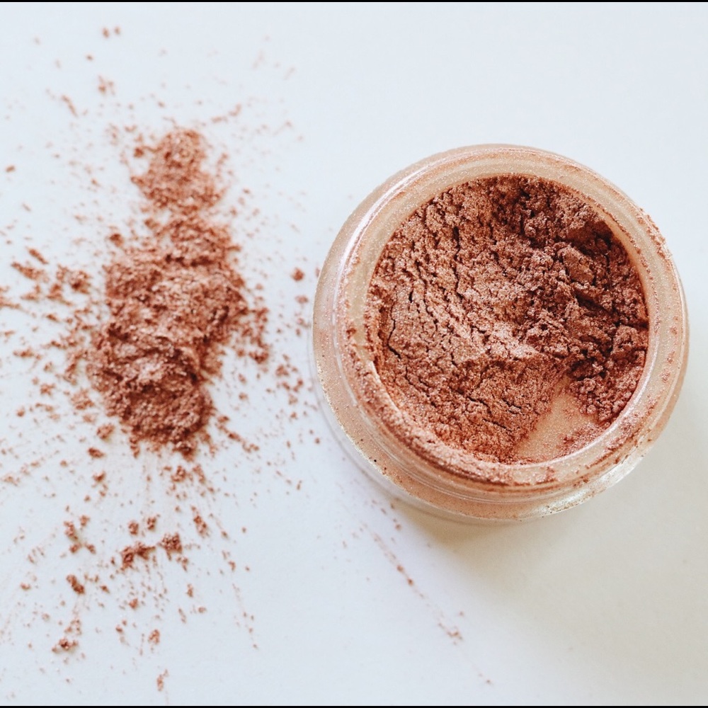5 Loose Pigment Mica Bella Eyeshadows (Bundle)