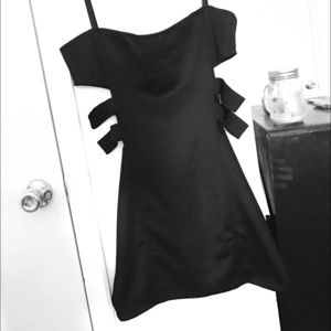 Bodycon clubbing dress.