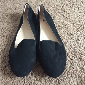 Black (faux) suede flats 🌑