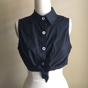 Tie crop top size Large