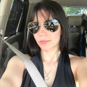 Meet your Posher, Mariana