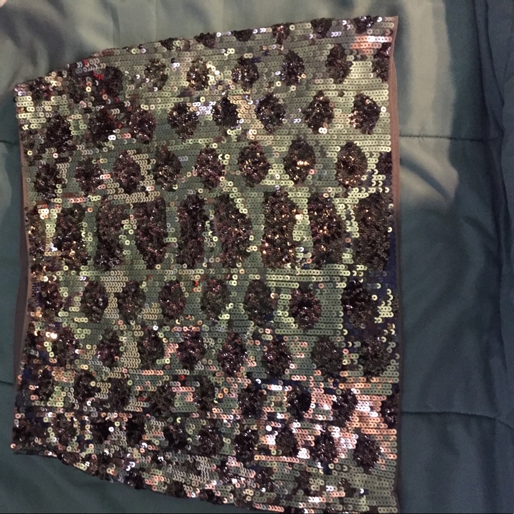 Express skirt! Xs NEW