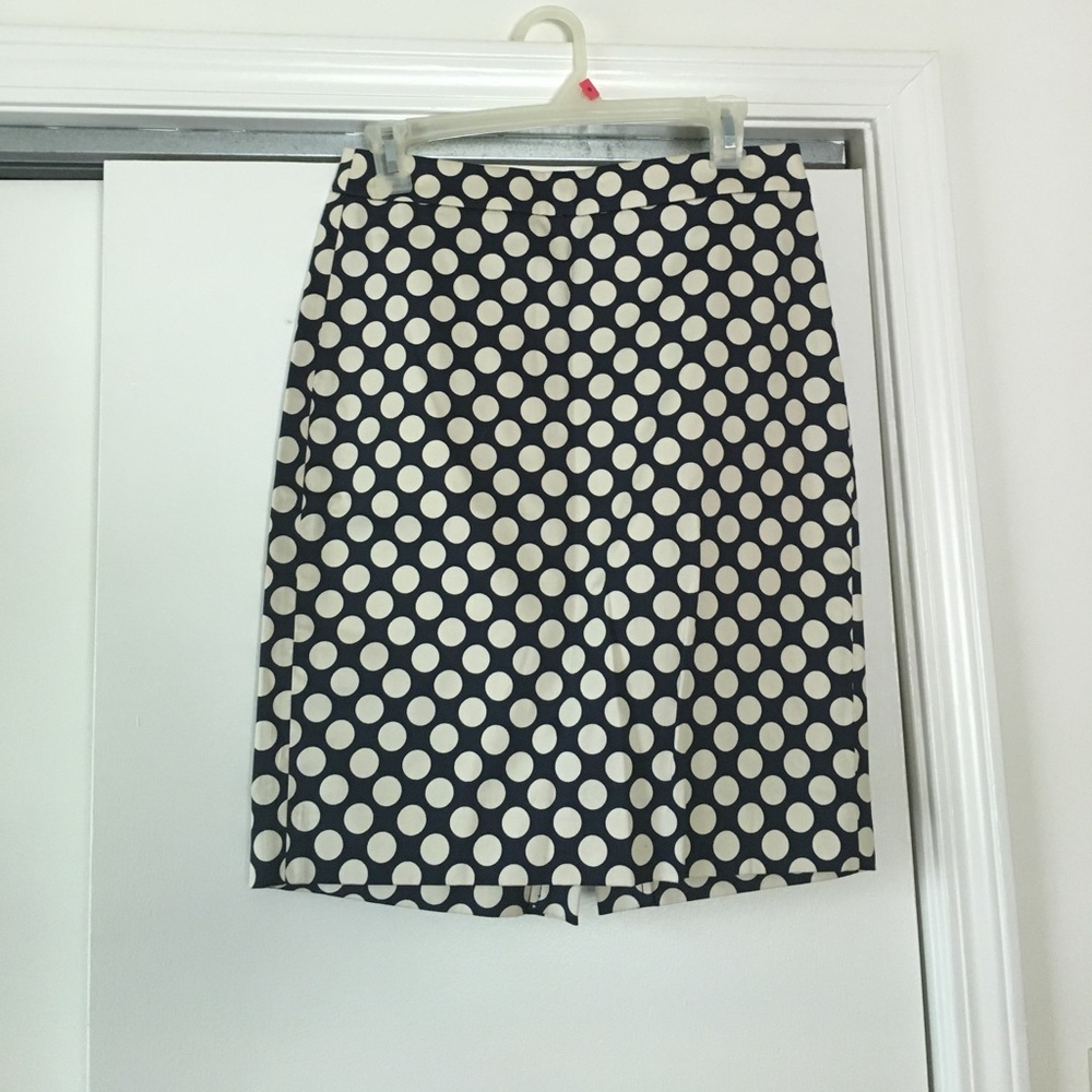 J. Crew size 2 polka dot pencil skirt