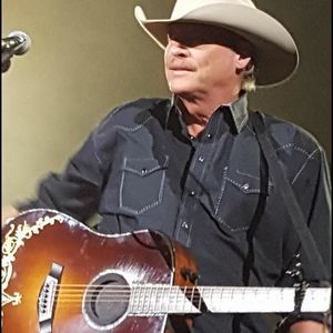 Meet your Posher, Joy