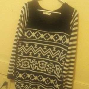 Pink rose black and white sweater