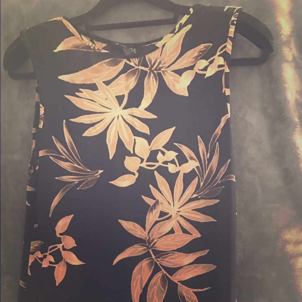 Super cute retro looking tank :) a