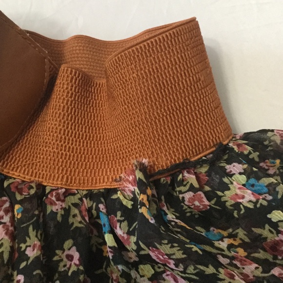 Brown Belt Ruffle Skirt - Picture 3 of 4