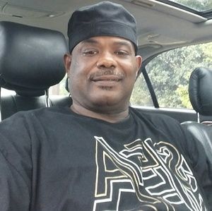 Meet your Posher, Troy