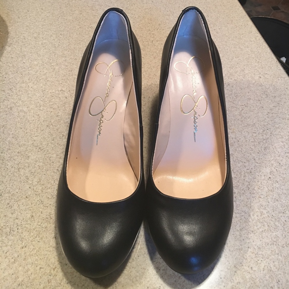 Brand new Jessica Simpson size 6 black wedges