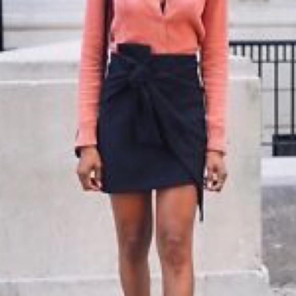 Zara Skirt with Knot - Picture 2 of 4