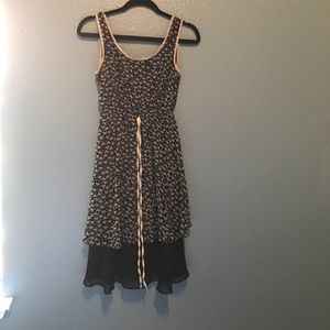 Sleeveless dress