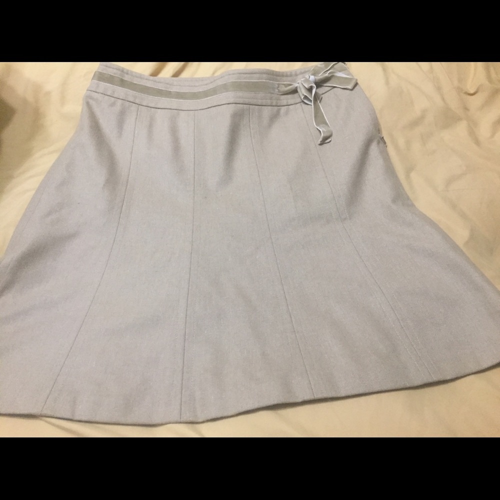 Cute Ann Taylor Loft 8P skirt