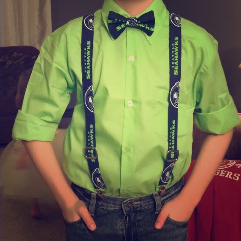 Seahawk Suspenders & Bowtie