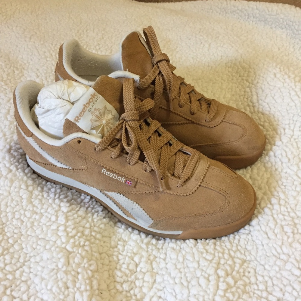 Men's Tan and white Reebok Supercourt Suede
