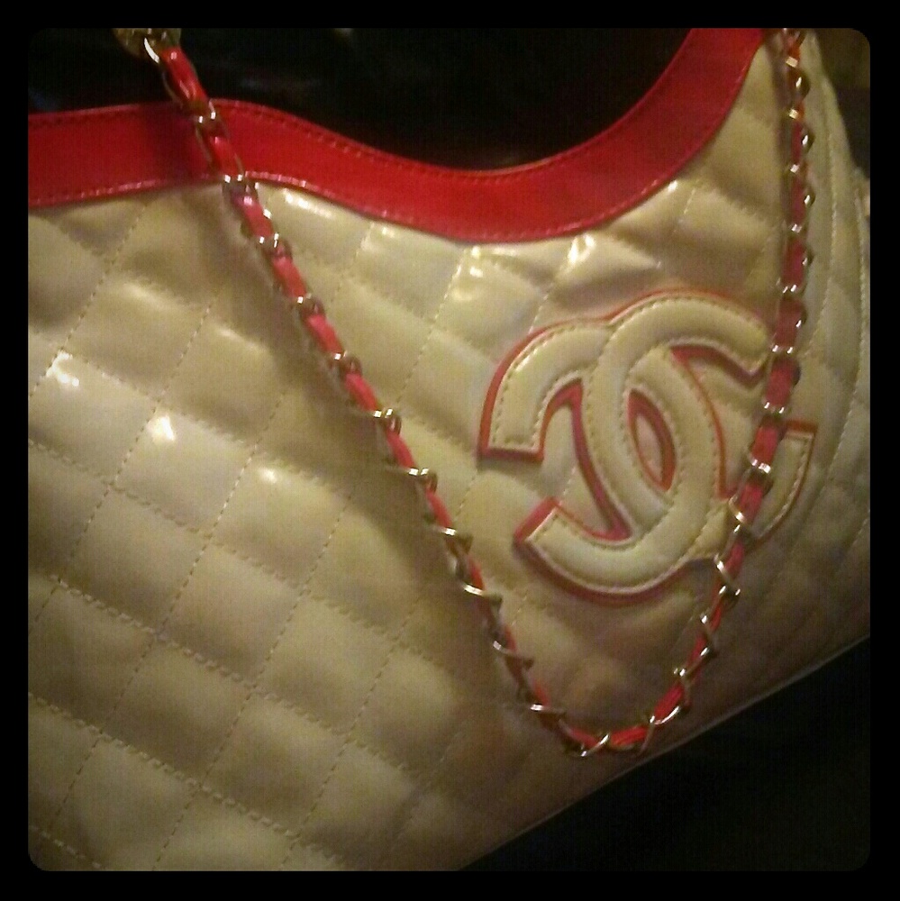 Cc shoulder bag