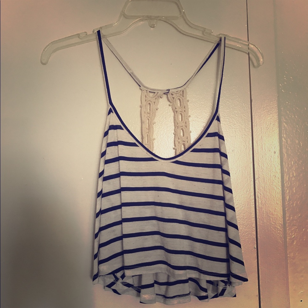 Cute crop tank!