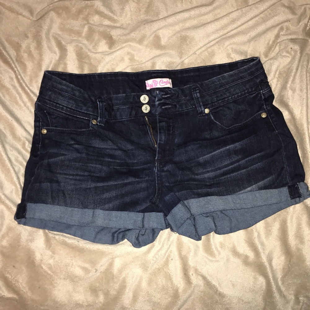 Candies double button jean shorts