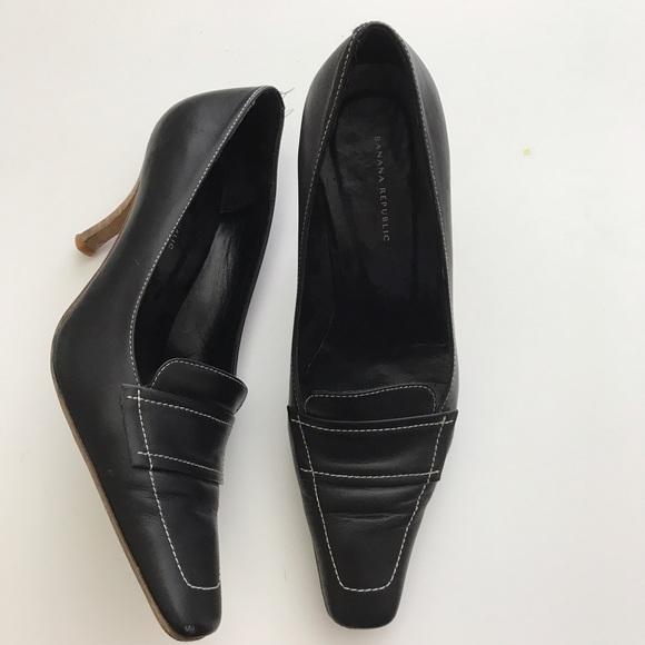 Banana Republic Shoes - Picture 2 of 4