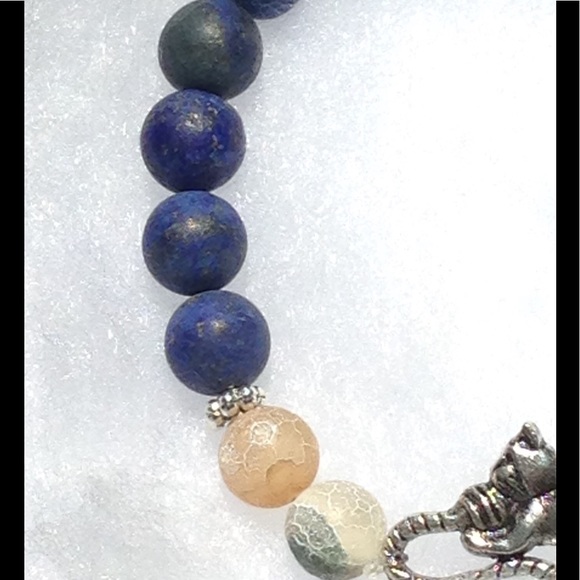 Lapis Lazuli Coffee Agate Cat Bracelet - Picture 4 of 4