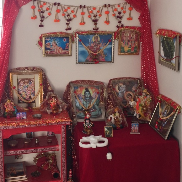 Meet your Posher, Anamika - Picture 1 of 1