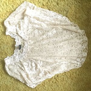 Pretty lace flow shirt