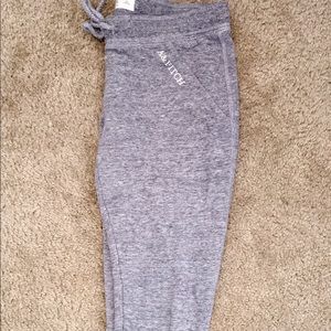 Abercrombie & Fitch gray leggings