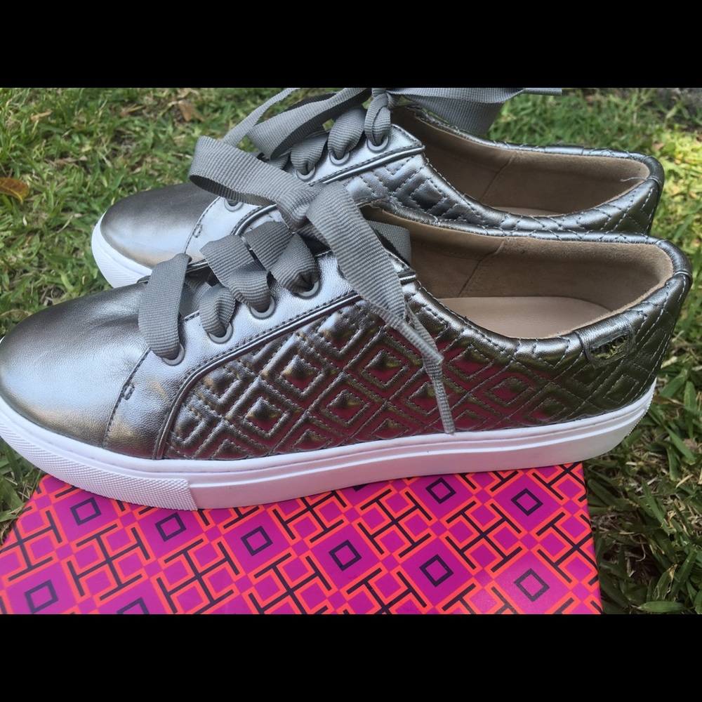 Tory burch Marion quilted lace- up sneaked