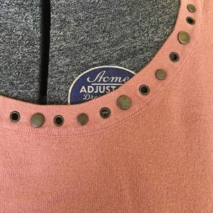Mercer Street Studio Tops - Ladies top. Mercer Street Studio Tops - Ladies top.