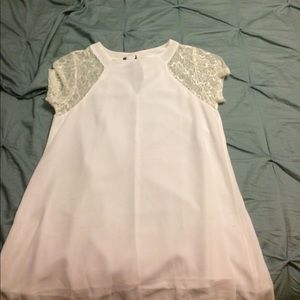 White lace sleeve dress