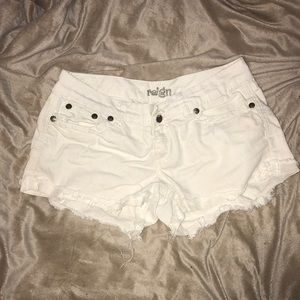 White reign jean shorts