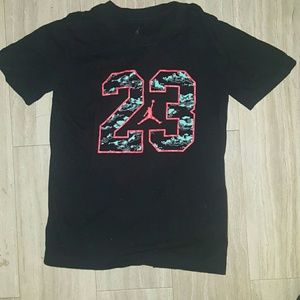 Nike Jordan Boys youth size 7/8 shirt
