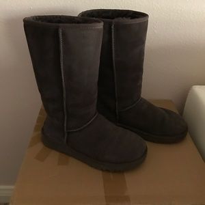 Ugh Classic Tall Chocolate