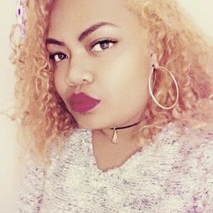 Meet your Posher, Tekimaua