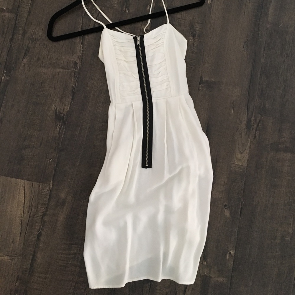White Summer dress - Foreign Exchange