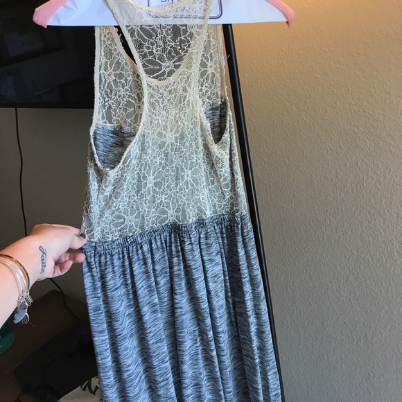 Dress - Picture 2 of 4