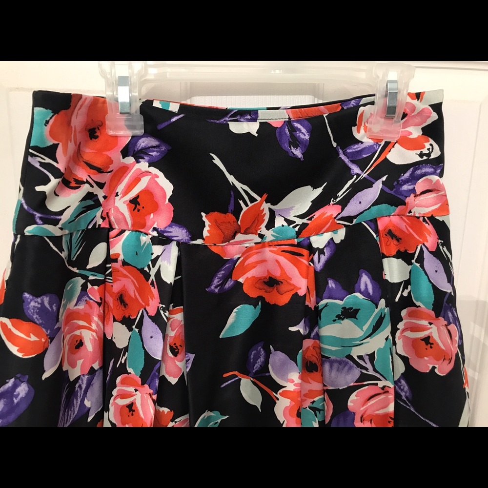 Express full skirt