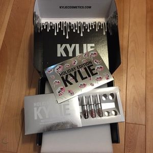 Kylie Holiday Minis